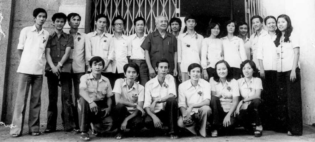 1977 Xn Thiet Bi Lanh